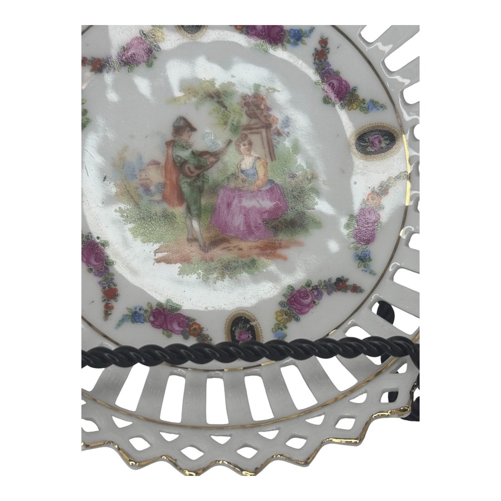 Courting Couple Reticulated Porcelain Bowls Vintage Germany Gold Trim Set‎ 4